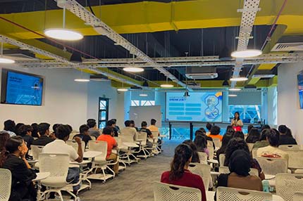 Career Launchpad Session Equips Business Students with Essential Industry Insights